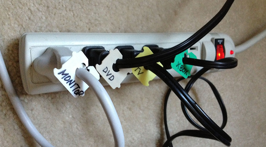 using bread tags to label cables for computer